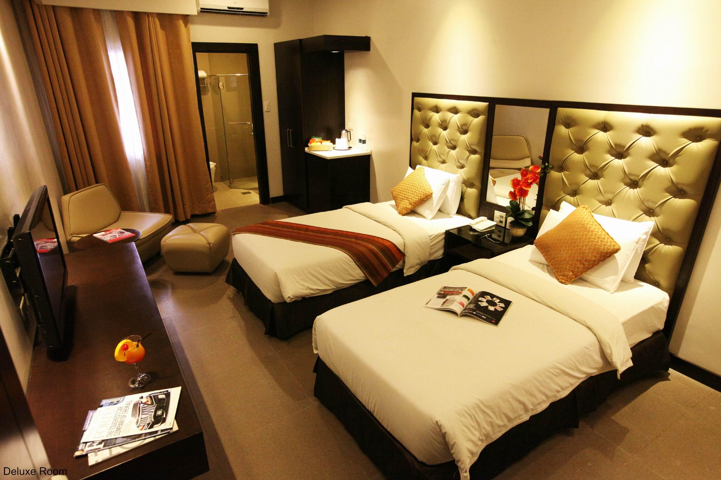 Castle Peak Hotel Cebu Zewnętrze zdjęcie