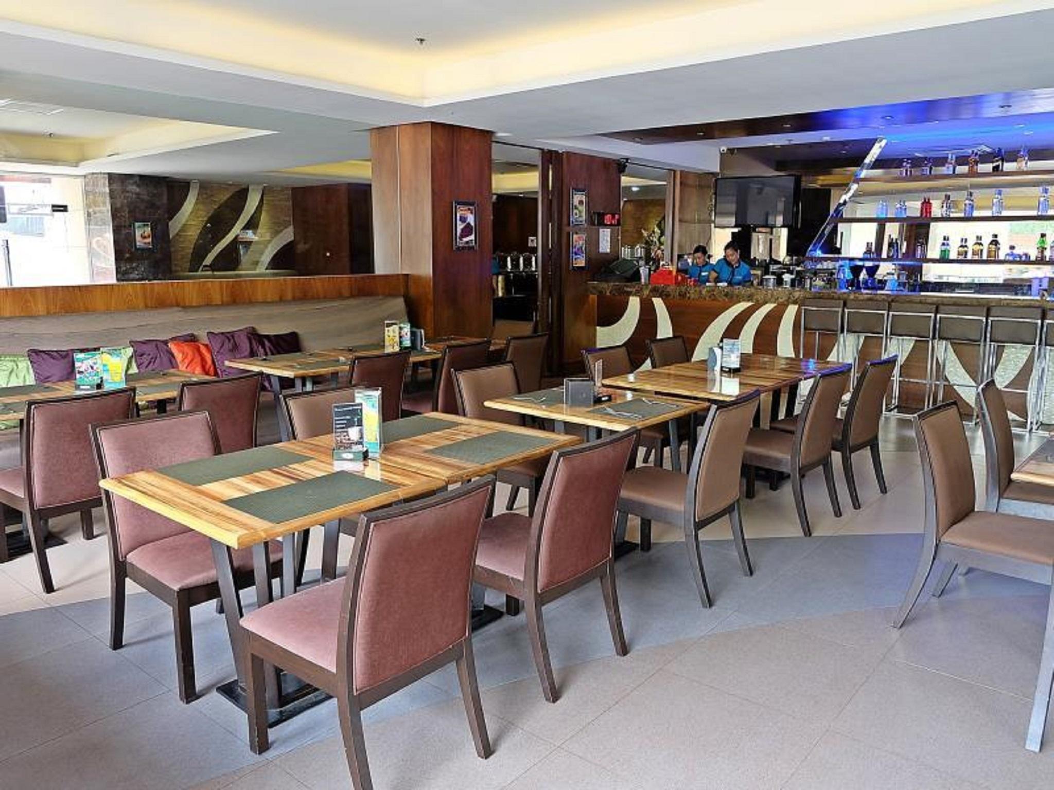Castle Peak Hotel Cebu Zewnętrze zdjęcie