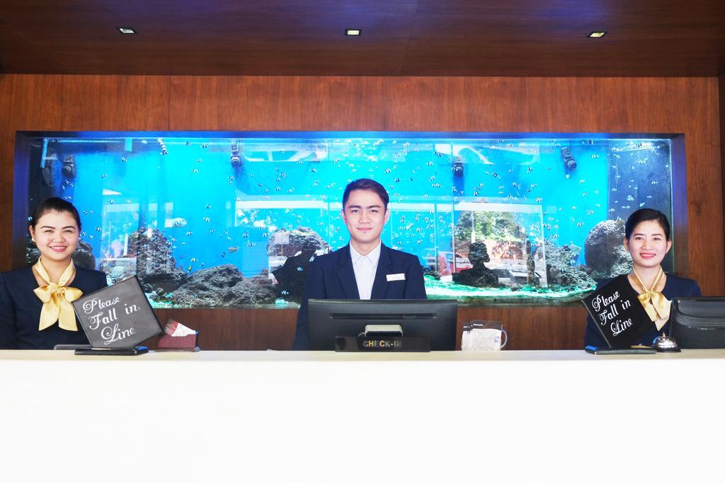 Castle Peak Hotel Cebu Zewnętrze zdjęcie