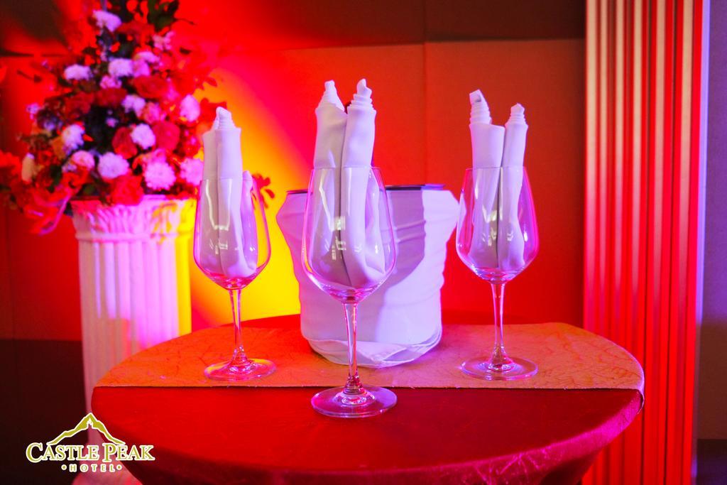 Castle Peak Hotel Cebu Zewnętrze zdjęcie