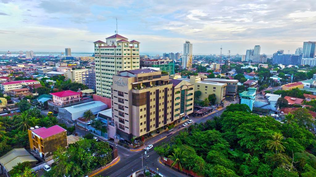 Castle Peak Hotel Cebu Zewnętrze zdjęcie